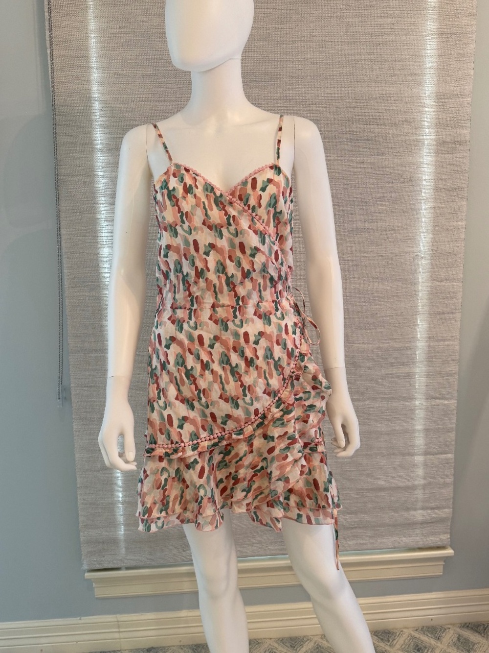 Kisuii printed wrap-style mini dress, size Medium